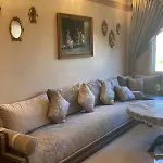 Superb Apartment Near The Train Station And The Beach